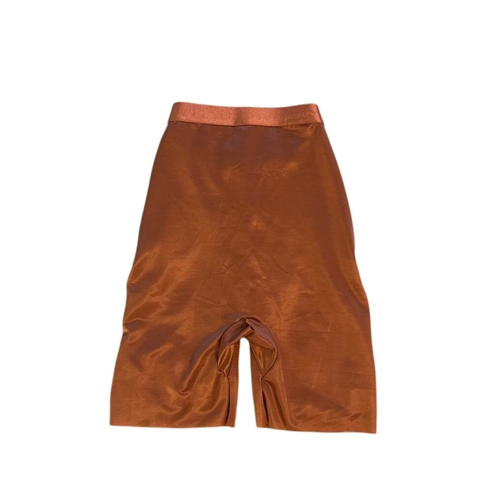 NWT Skims Barely There Shapewear Size XXS Low Back Short Bronze